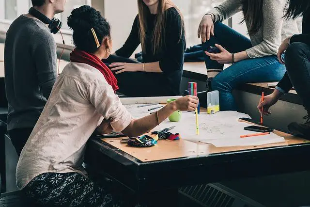 Příběhy studentů, které inspiroval k objevování